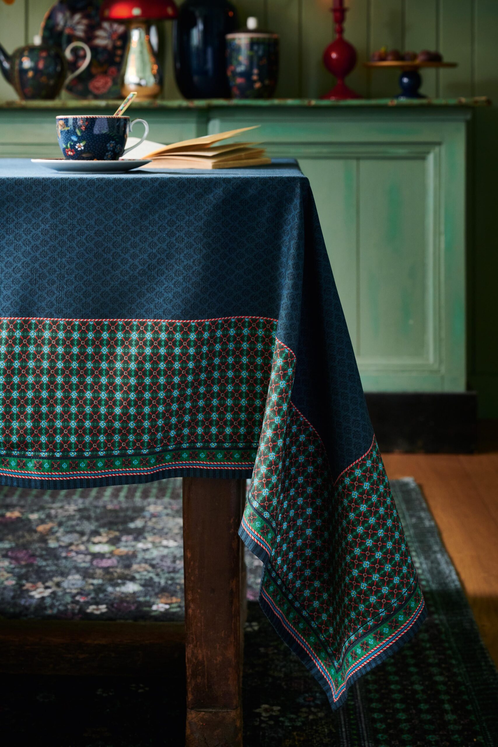 Table Cloth Berry Blues Blue –